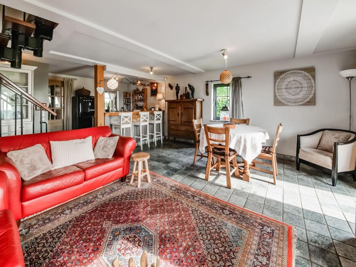 Tranquil Holiday Home In Mont With Bubble Bath Kültér fotó